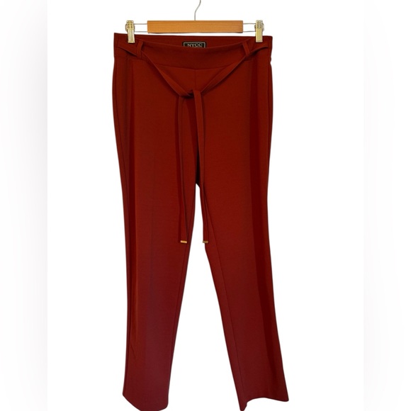 NYCC Pants - Elegant Women's Burgundy Trousers